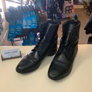 Ariat Heritage Lace Paddock Black 9.5 1268-2